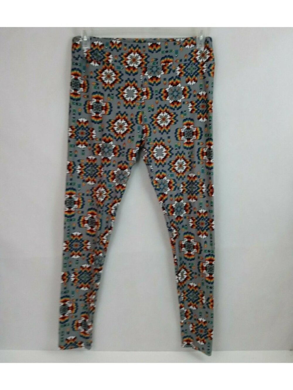 New LuLaRoe Disney Tall & Curvy Leggings Gray With Colorful Mickey Mouse Design